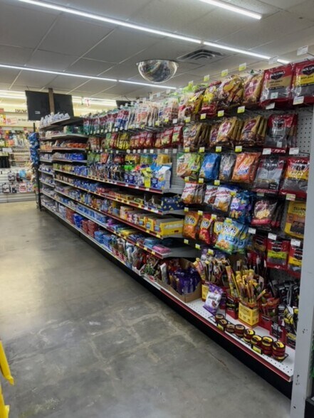 More Photos Of 5312 Padre Blvd, South Padre Island Convenience Store For Sale