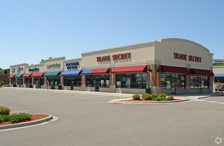 More Photos Of 7622-7636 160th St W, Lakeville General Retail For Lease