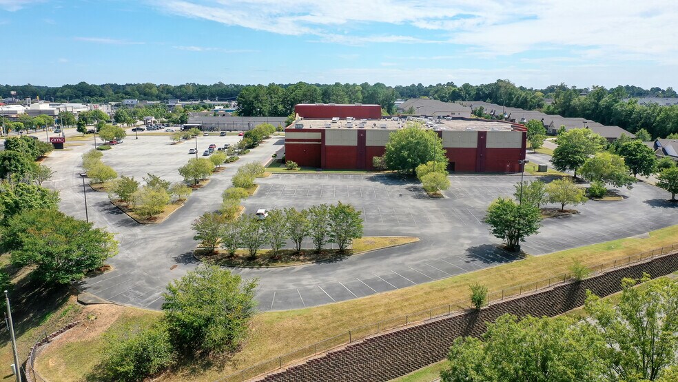 More Photos Of 2111 E University Dr, Auburn Movie Theatre For Sale