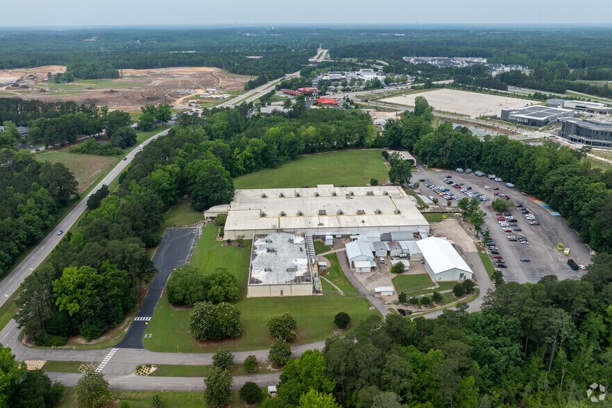 More Photos Of 951 Wendell Blvd, Wendell Manufacturing For Sale