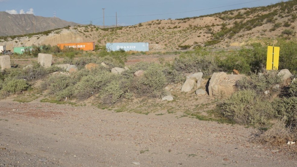 More Photos Of 575 Mcnutt Rd, Sunland Park Land For Sale