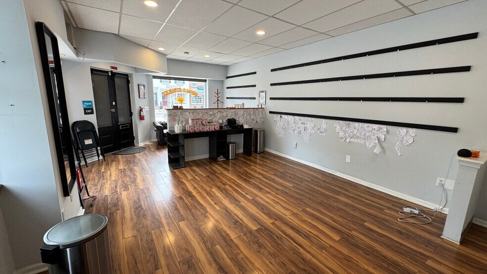 More Photos Of 95-97 E Broad St, Bethlehem Storefront Retail Residential For Lease