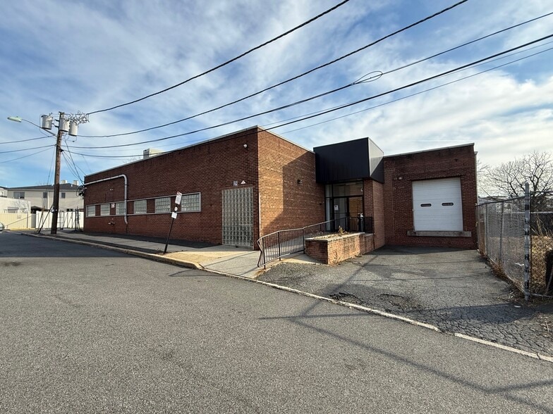 Primary Photo Of 18 Wendell Pl, Fairview Warehouse For Sale