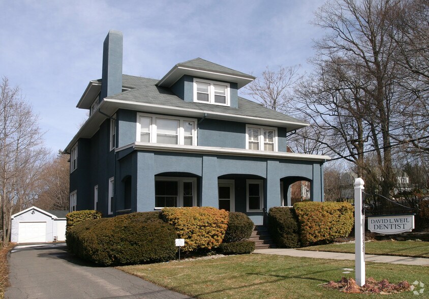 More Photos Of 758 Farmington Ave, West Hartford Medical For Lease