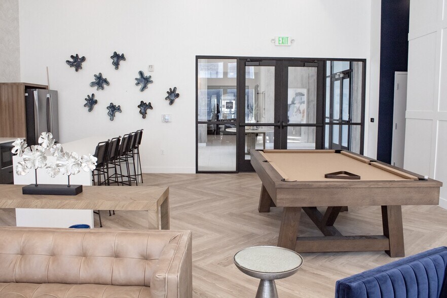 More Photos Of 1925 W North Temple, Salt Lake City Apartments For Lease