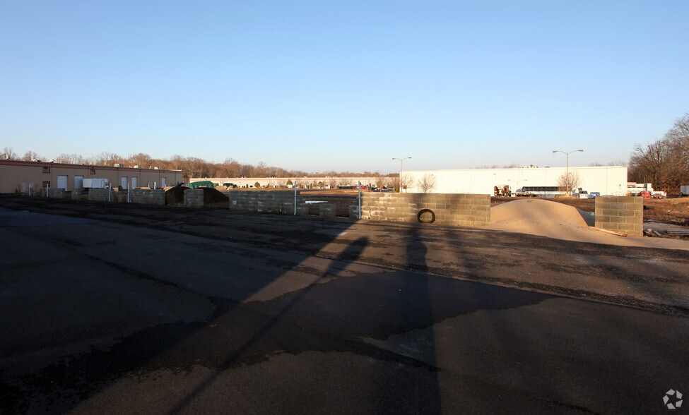 More Photos Of 401-406 Camars Dr, Warminster Warehouse For Sale