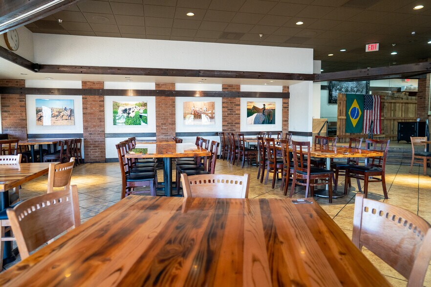 More Photos Of 850 S Bluff St, Saint George Hotel For Lease