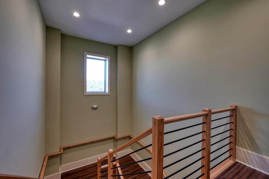 More Photos Of 3663 Southland Dr, Flowery Branch Warehouse For Sale