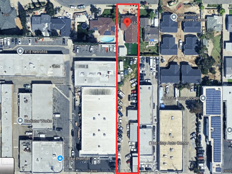 More Photos Of 18227 Parthenia St, Northridge Storefront For Sale