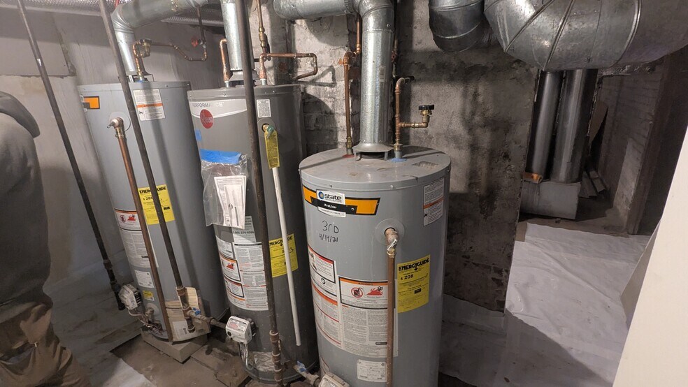 More Photos Of 15-17 Emmett St, Providence Apartments For Sale