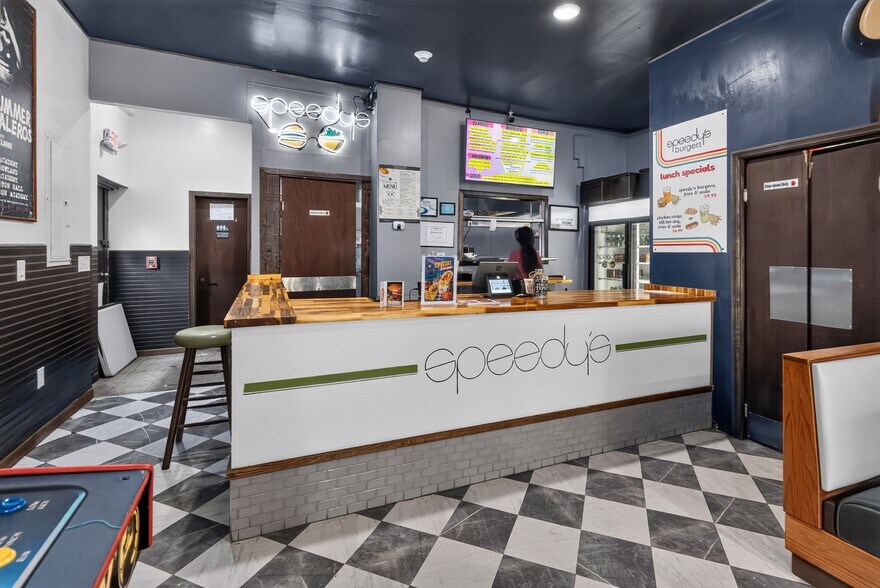 More Photos Of 154 Chestnut Ave, Jersey City Restaurant For Lease