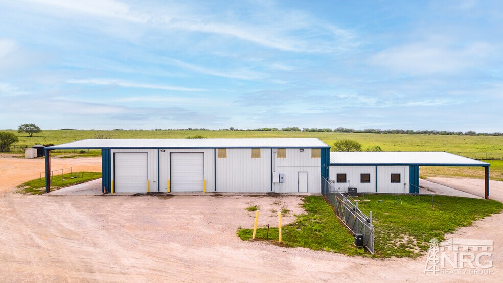 More Photos Of 6519 County Road 145, Kenedy Warehouse For Sale