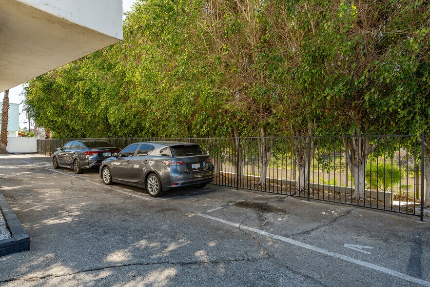 More Photos Of 252 W Elm Ave, Burbank Apartments For Sale