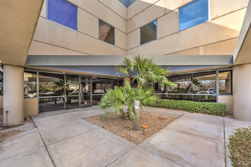 More Photos Of 955 Grier Dr, Las Vegas Light Distribution For Lease