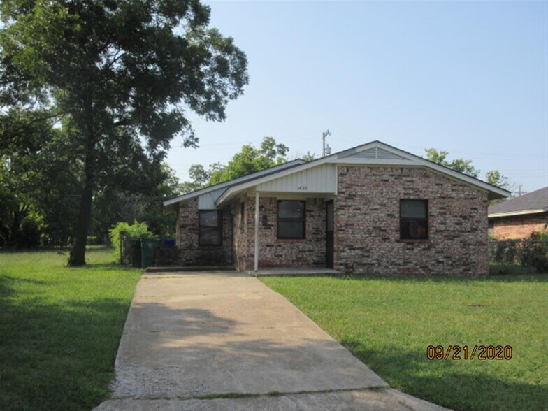 More Photos Of , Oklahoma City Specialty For Sale