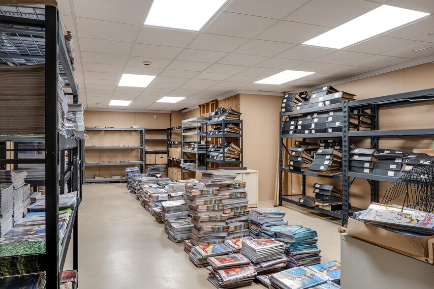 More Photos Of 2036 County Road 39, Southampton Office For Sale