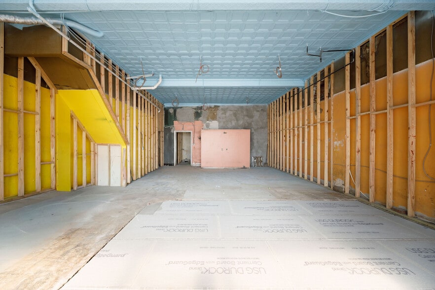 More Photos Of 3100 Patterson Ave, Richmond Storefront Retail Residential For Lease