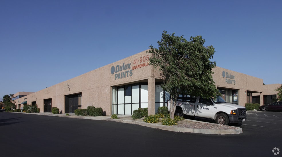 More Photos Of 41-905 Boardwalk, Palm Desert Showroom For Lease