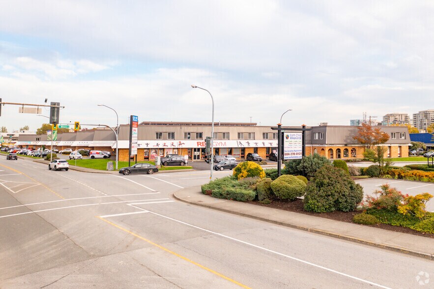 Primary Photo Of 7800-7900 Alderbridge Way, Richmond Showroom For Lease