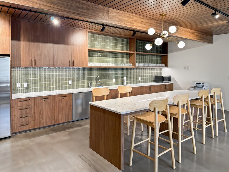 More Photos Of 225 Broadway, San Diego Coworking Space