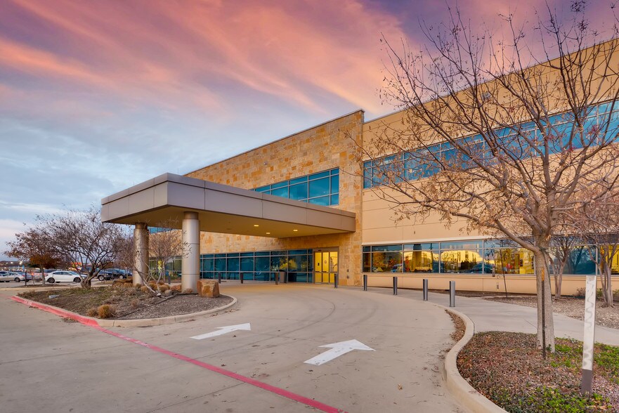 More Photos Of 10840 Texas Health Trl, Fort Worth Medical For Lease
