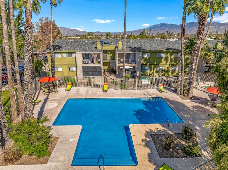 More Photos Of 8880 E Broadway Blvd, Tucson Apartments For Sale