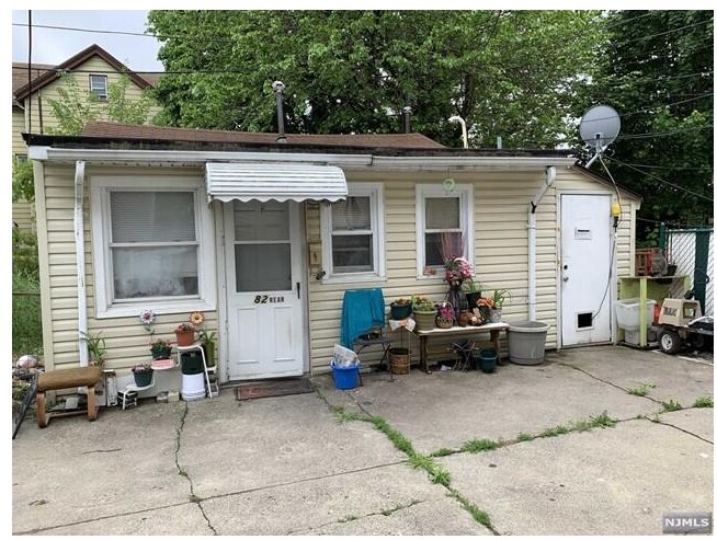More Photos Of 82 Passaic St, Garfield Storefront Retail Residential For Sale