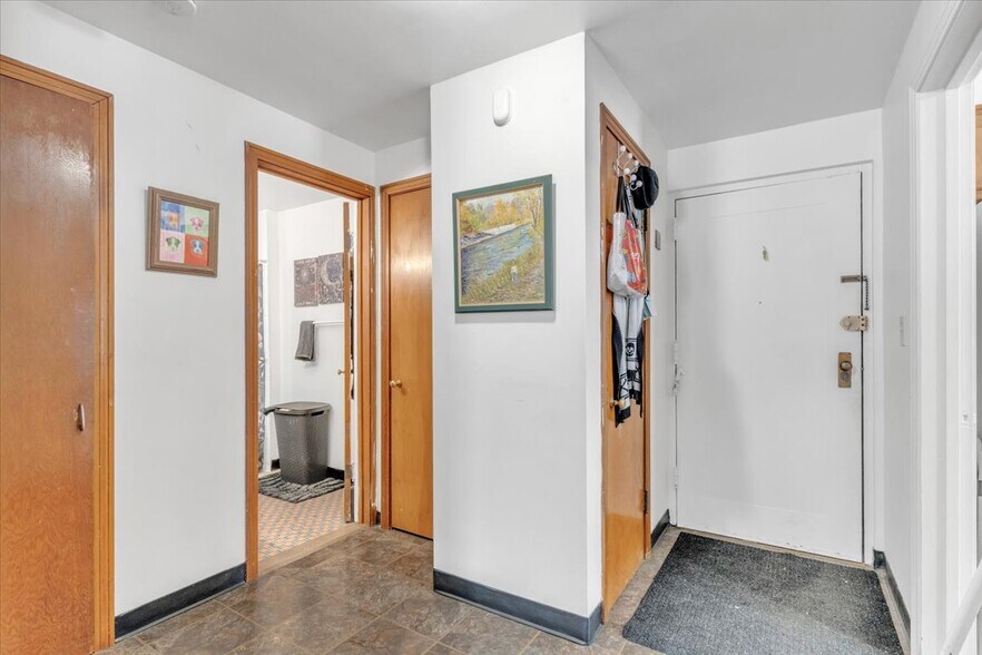 More Photos Of 70 McKinley Pkwy, Buffalo Multifamily For Sale