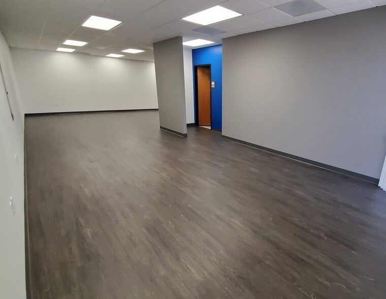 More Photos Of 9235 Activity Rd, San Diego Light Manufacturing For Lease