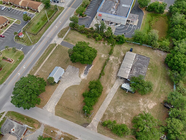 More Photos Of 1421 Griffin Rd, Leesburg Freestanding For Sale
