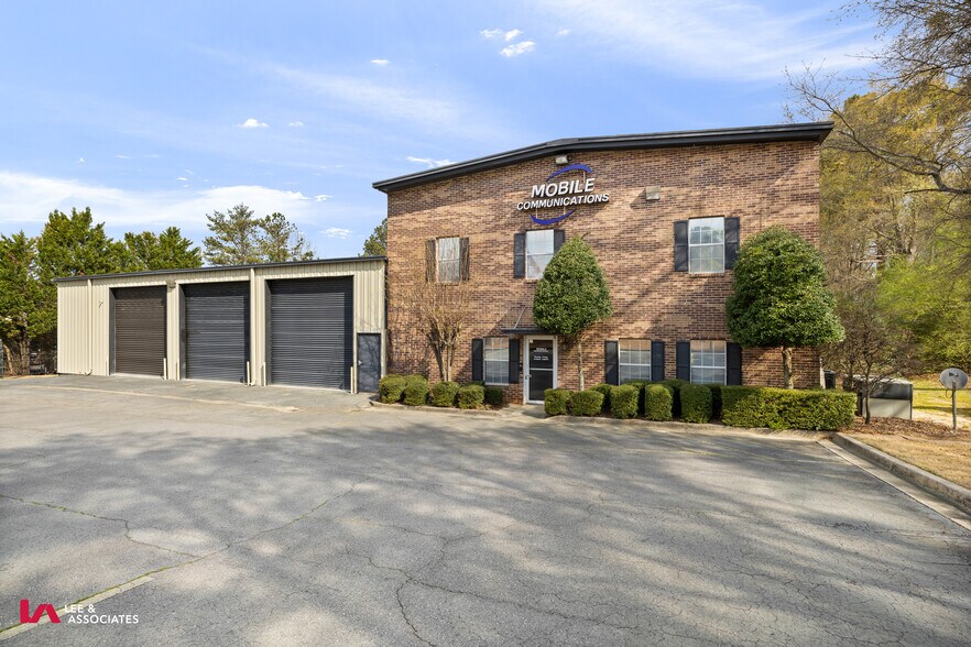 More Photos Of 885 Cripple Creek Dr, Lawrenceville Warehouse For Lease