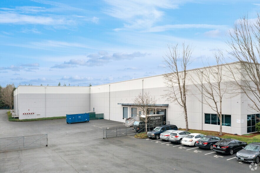 More Photos Of 6111 S 228th St, Kent Warehouse For Lease