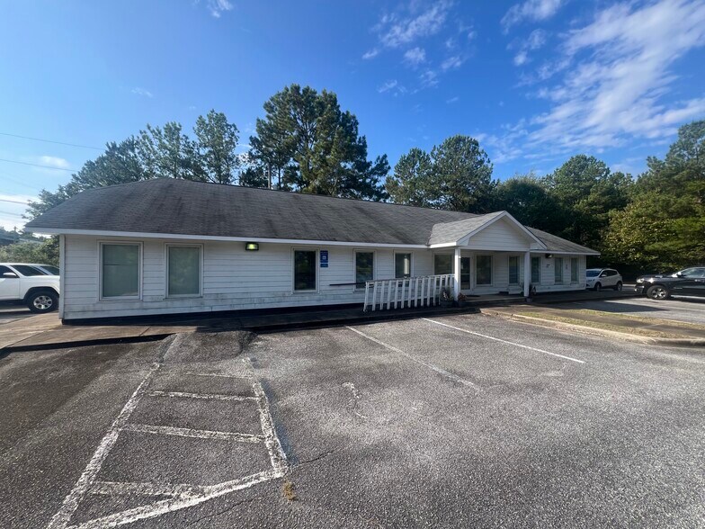 More Photos Of 1001 25th Ave, Phenix City Office For Sale