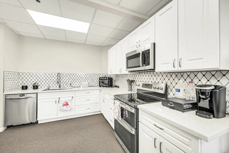 More Photos Of 4450 S Rural Rd, Tempe Medical For Sale