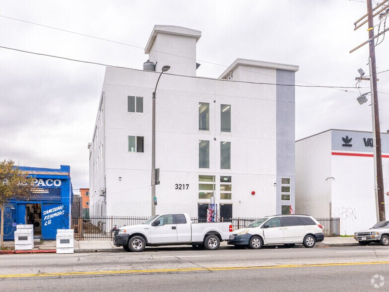 More Photos Of 3217 S Central Ave, Los Angeles Apartments For Sale