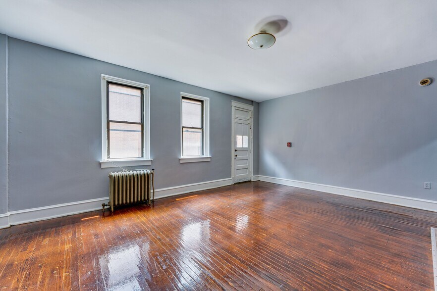 More Photos Of 130-146 Garrett Rd, Upper Darby Township Apartments For Sale