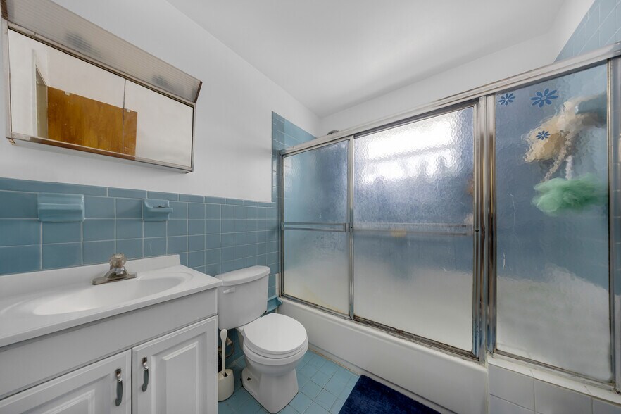 More Photos Of 840-858 NW 4th St, Miami Apartments For Sale