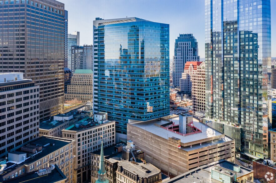 More Photos Of 33 Arch St, Boston Coworking Space