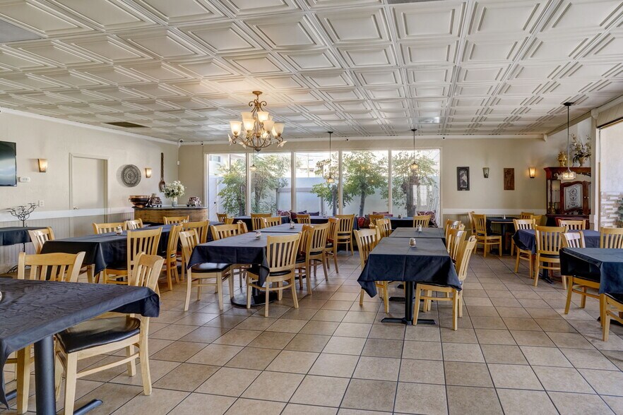 More Photos Of 733 N Mountain Ave, Upland Restaurant For Sale