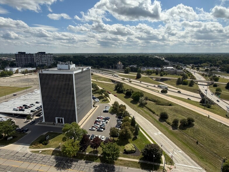 More Photos Of 17515 W 9 Mile Rd, Southfield Office For Sale