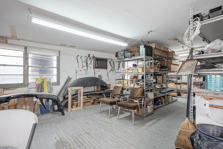 More Photos Of 100 White Horse Pike, Oaklyn Auto Dealership For Sale