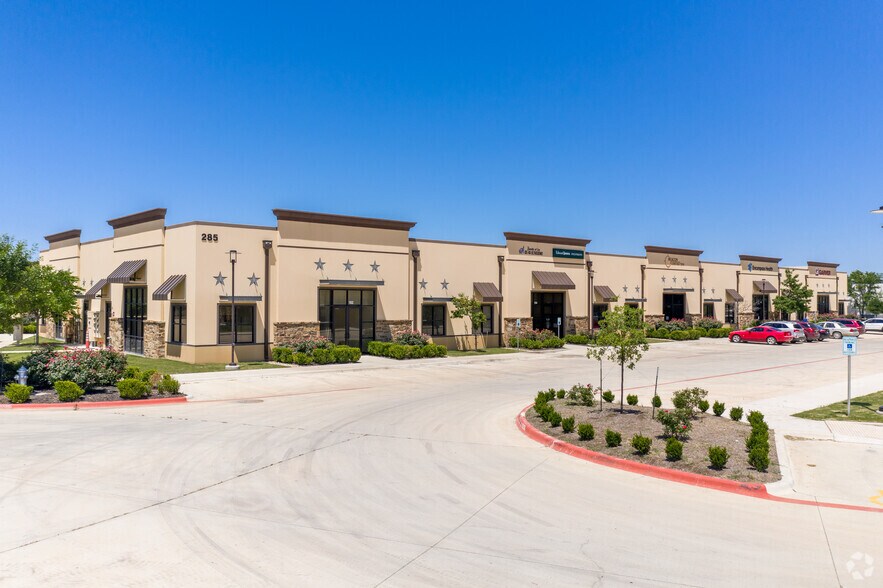 More Photos Of 295 SE Inner Loop, Georgetown Loft Creative Space For Lease