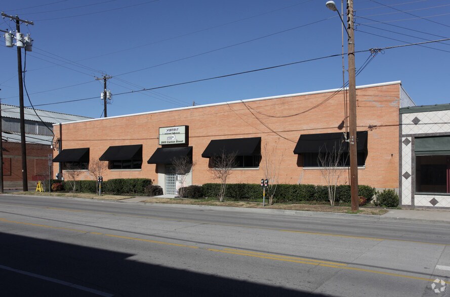 More Photos Of 2805 Canton St, Dallas Distribution For Lease