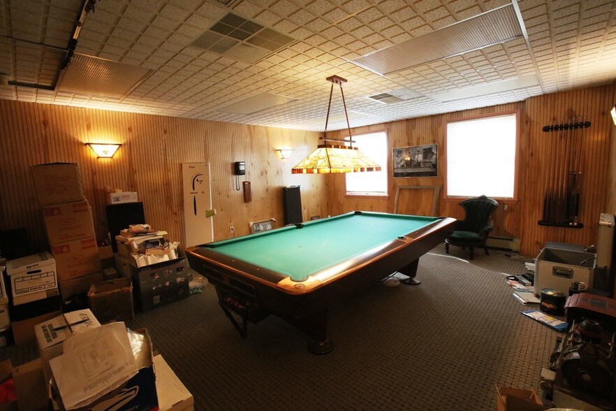 More Photos Of 6 N Black Horse Pike, Runnemede Storefront Retail Residential For Lease