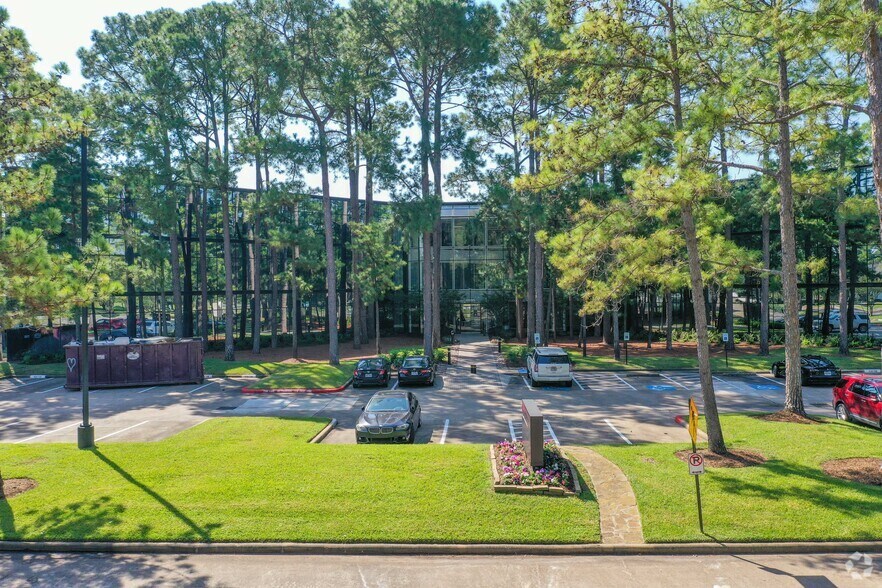 15995 N Barkers Landing Rd, Houston, TX 77079 Office For Lease