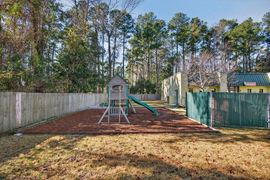 More Photos Of 3910 Princess Place Dr, Wilmington Daycare Center For Lease