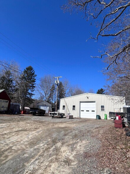 More Photos Of 3 Lumber Ln, Bar Harbor Flex For Sale