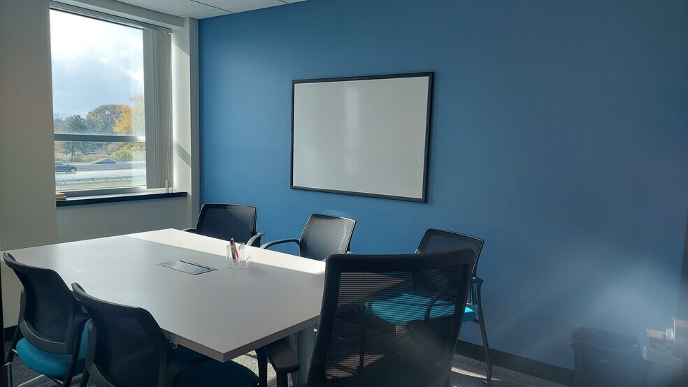 More Photos Of 300 Trade Center, Woburn Office For Lease