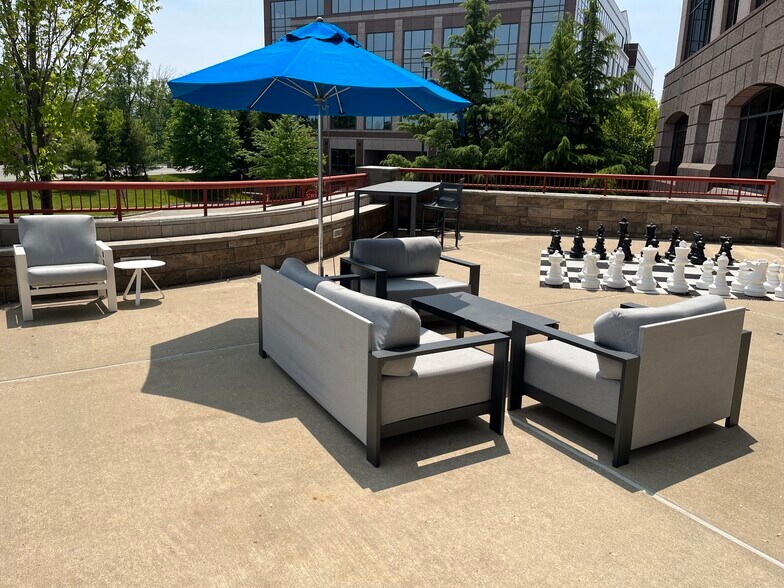 More Photos Of 300 Kimball Dr, Parsippany Office For Lease