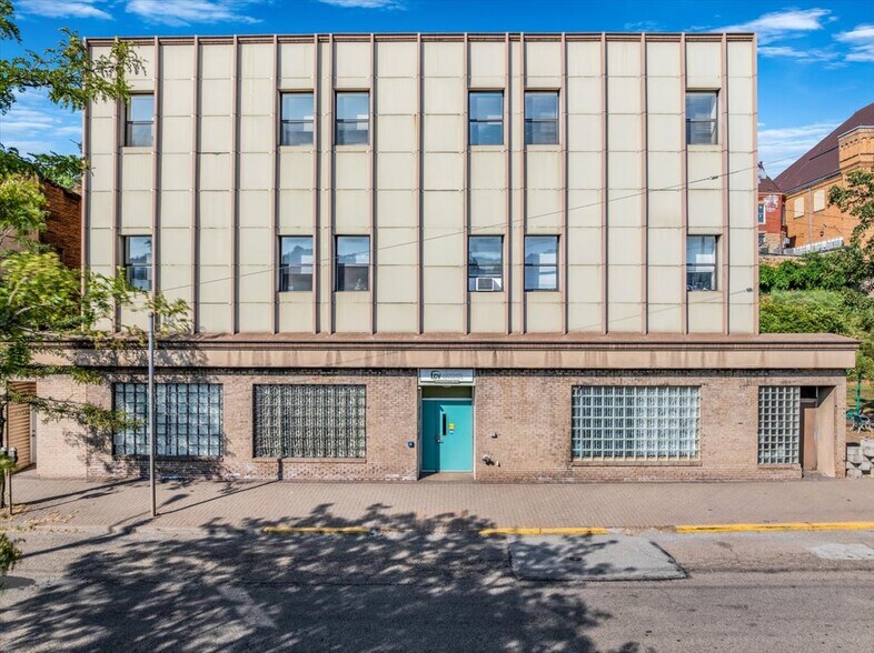 More Photos Of 723 Braddock Ave, Braddock Office For Sale